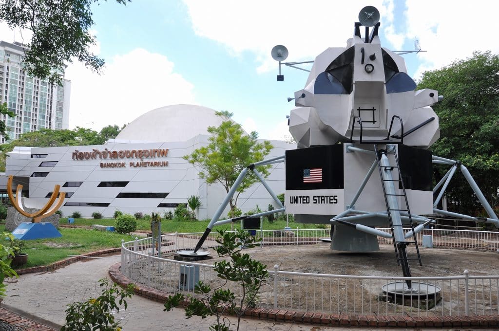 ท้องฟ้าจำลอง มีอะไรบ้างที่น่าสนใจ - interbangkok.com